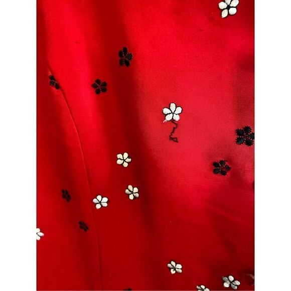 Silkland vintage, women’s red floral, embroidered short sleeve, blouse, size 12 - Picture 3 of 4